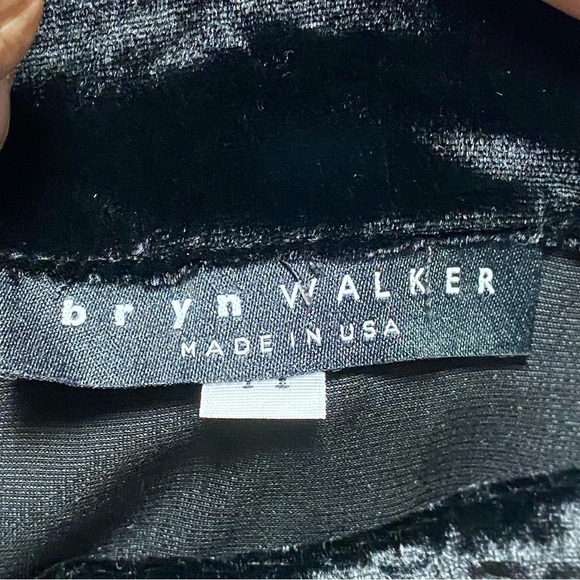 Bryn Walker Blouse Women’s Size Medium Black Velvet Silk Blend Long Sleeve Top - Picture 11 of 14